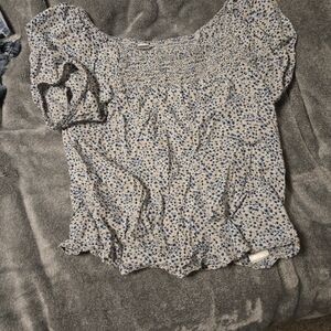 Old Navy Floral Print Blouse in Blue and White